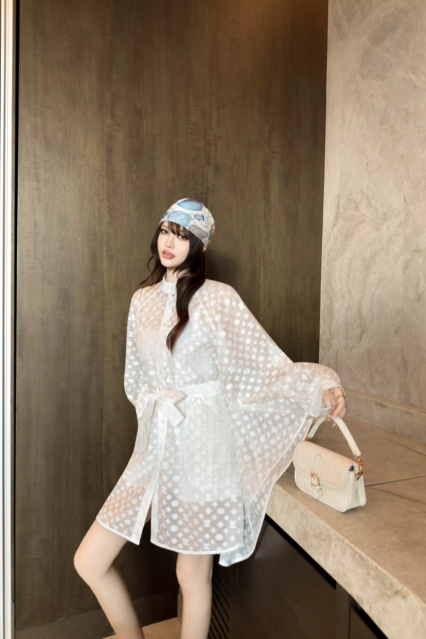 로로피아나 자카드 포인트 시스루 허리끈 상의 상세 이미지 30