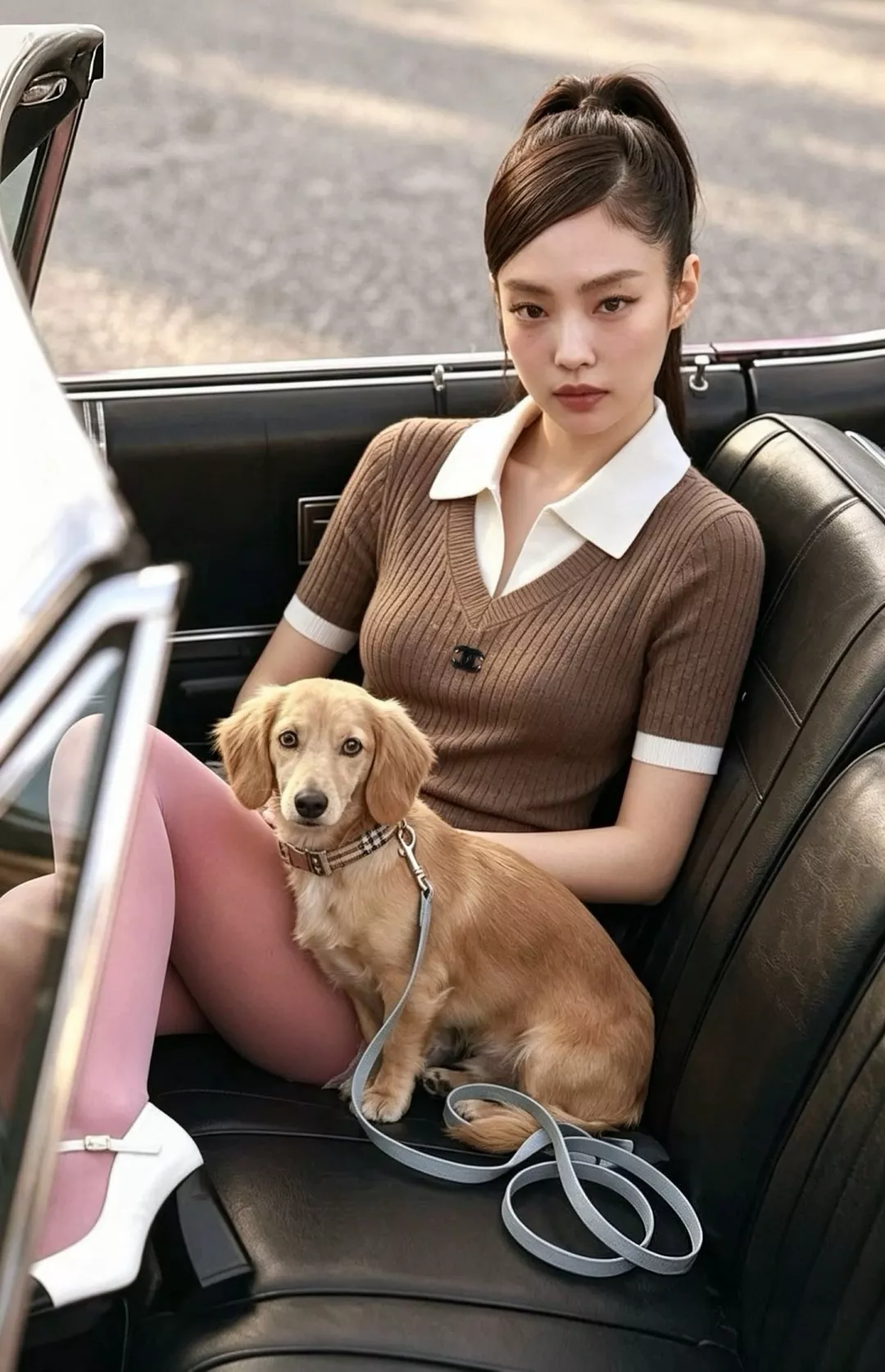 샤넬 배색 브이넥 니트 탑 상세 이미지 17