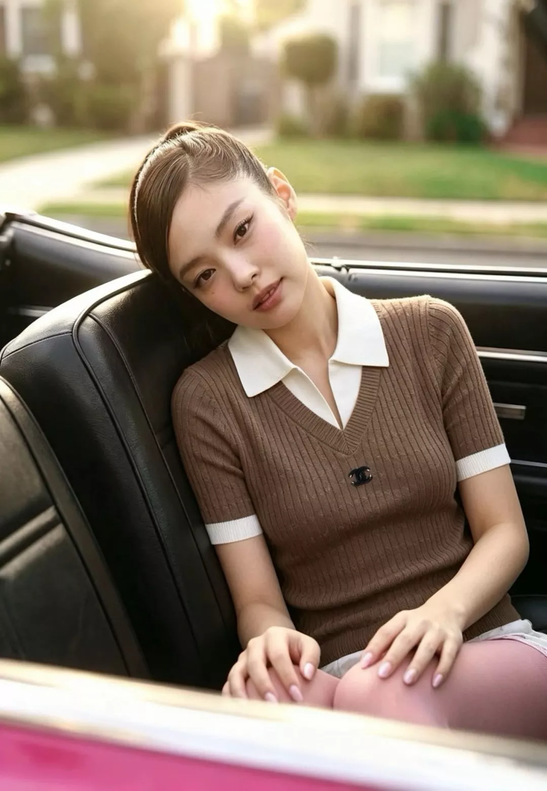 샤넬 배색 브이넥 니트 탑 상세 이미지 14