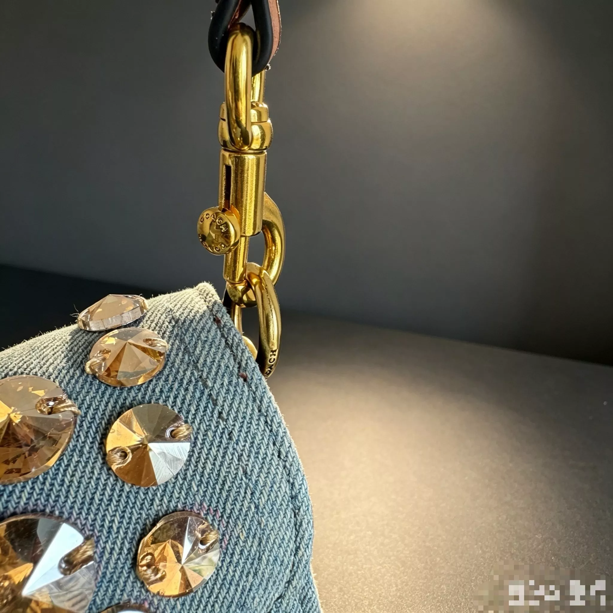 코치 태비 스타일 체인 백 상세 이미지 15