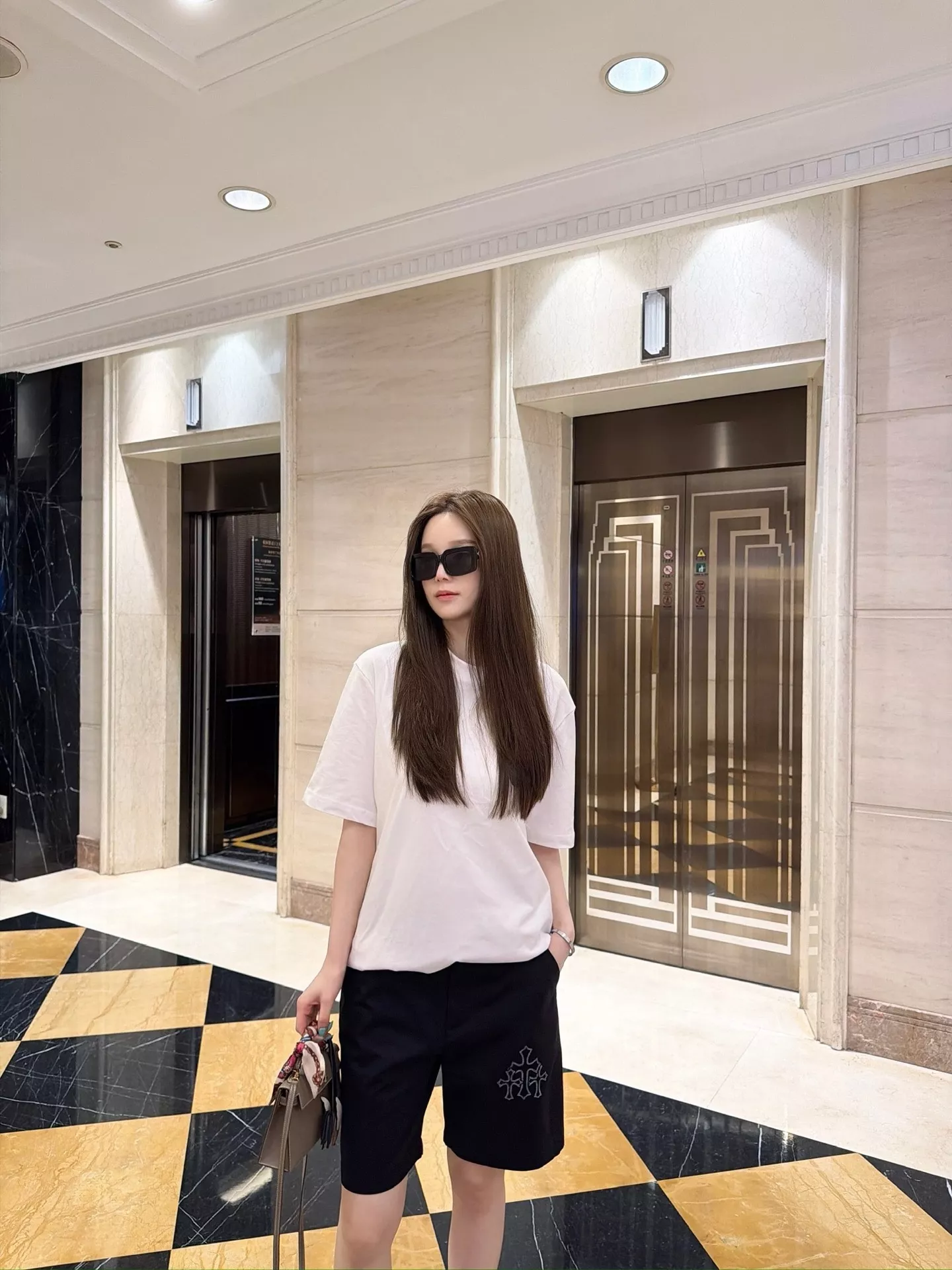 크롬하츠 십자가 패치 자수 쇼츠 상세 이미지 15