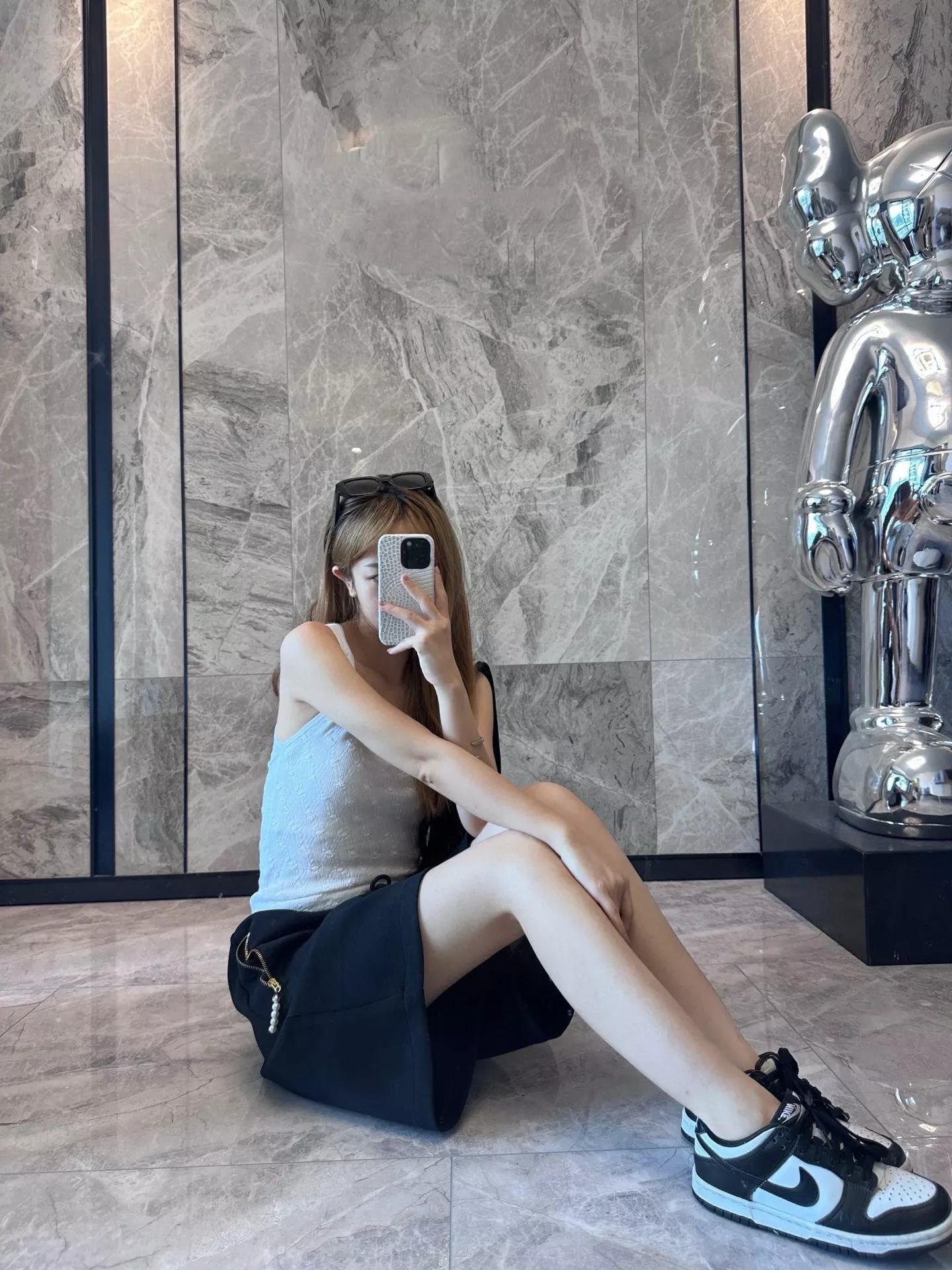 루이비통 진주 장식 자수 포인트 쇼츠 상세 이미지 19