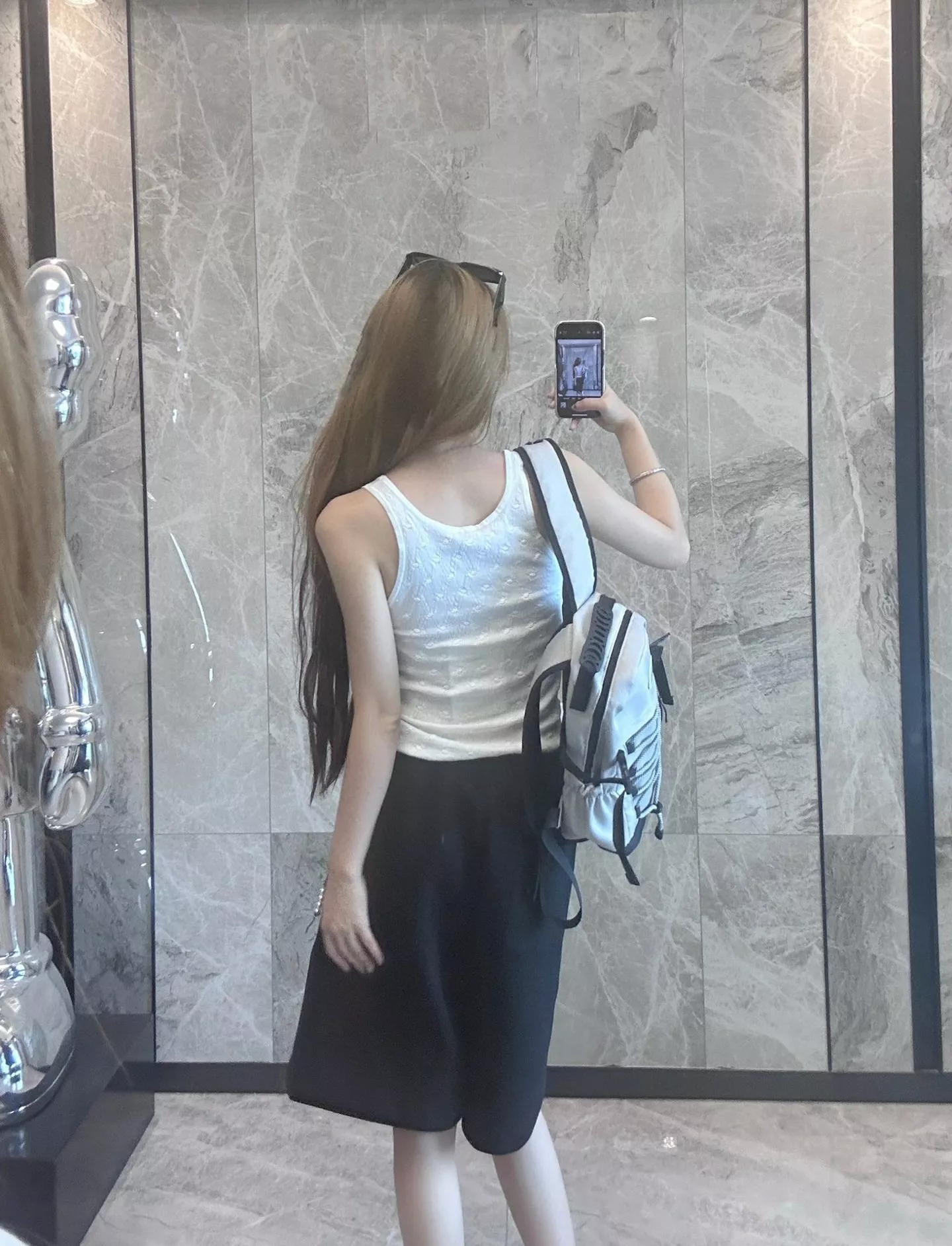 루이비통 진주 장식 자수 포인트 쇼츠 상세 이미지 15