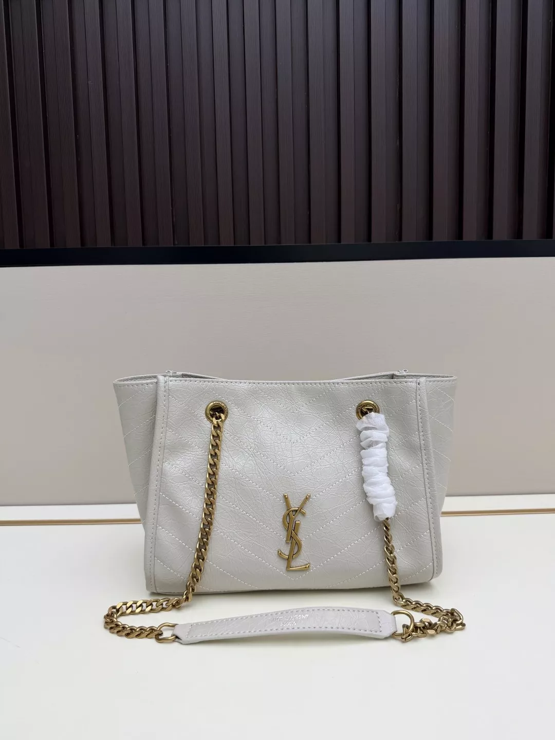 입생로랑 니키 쇼핑백 상세 이미지 1