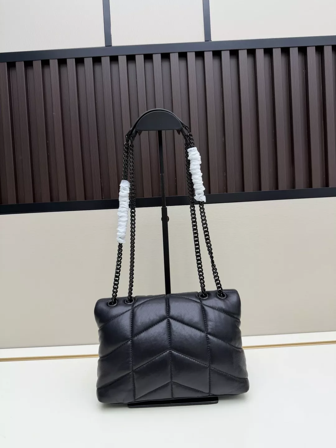 입생로랑 루루 퍼퍼 미니 체인백 상세 이미지 2