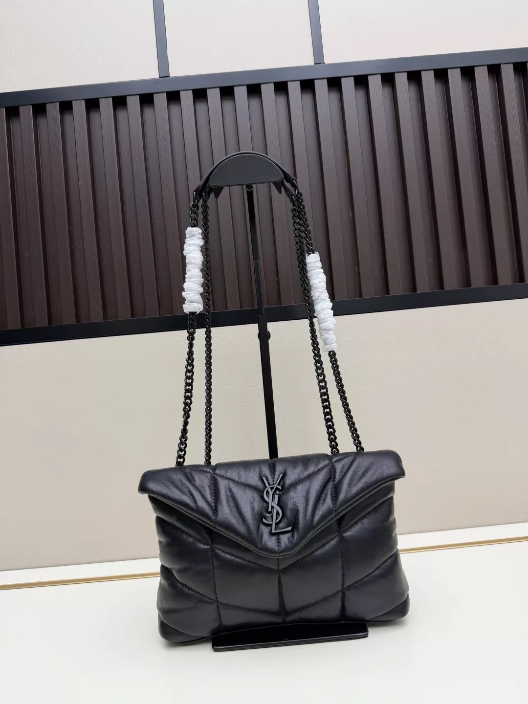 입생로랑 루루 퍼퍼 미니 체인백 상세 이미지 1