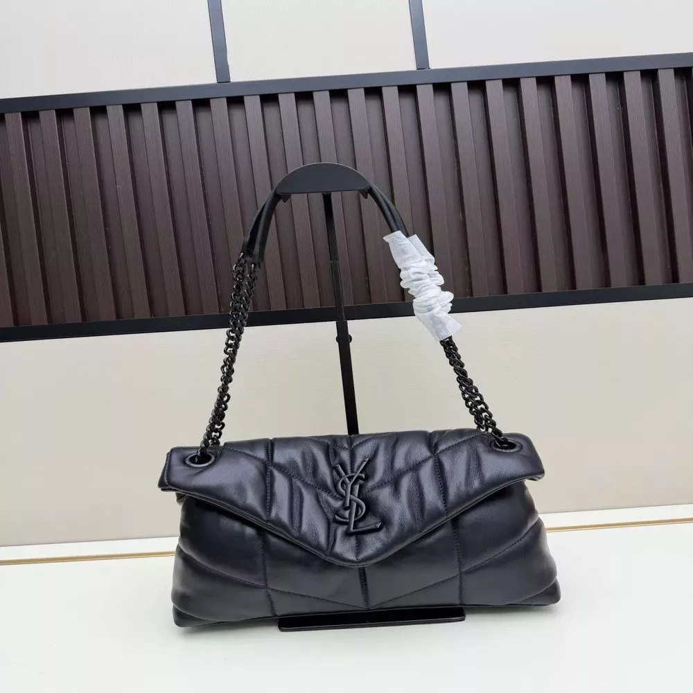 입생로랑 루루 퍼퍼 퀼팅 램스킨 체인 백