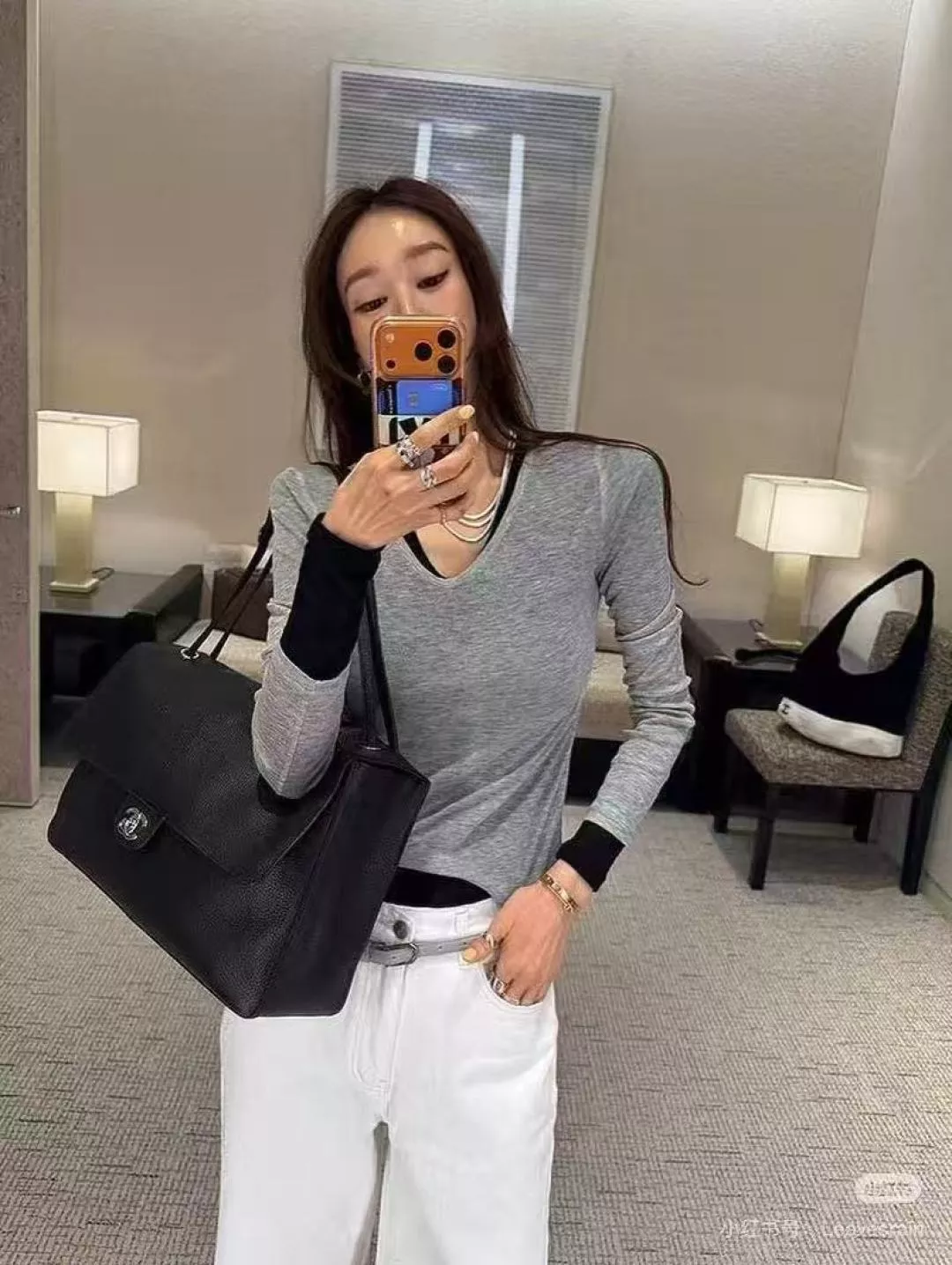 샤넬 블랙 실버 버클 레더 쇼핑백 상세 이미지 11