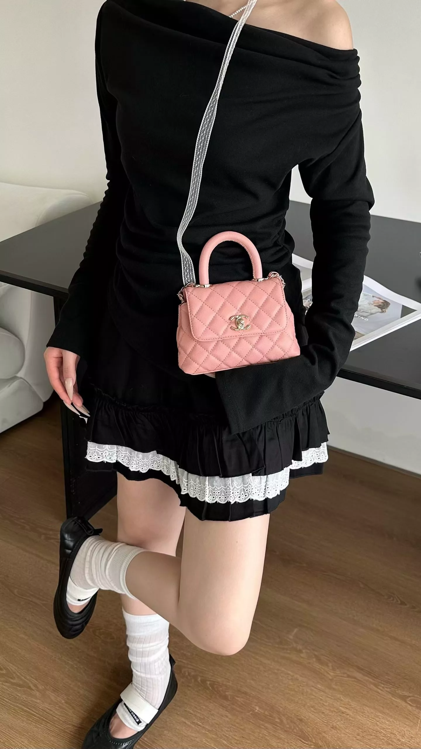 샤넬 코코핸들 초미니 핸드 캐리백 상세 이미지 22