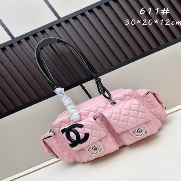 샤넬 블랙 앤 화이트 포인트 바이크 감성 백