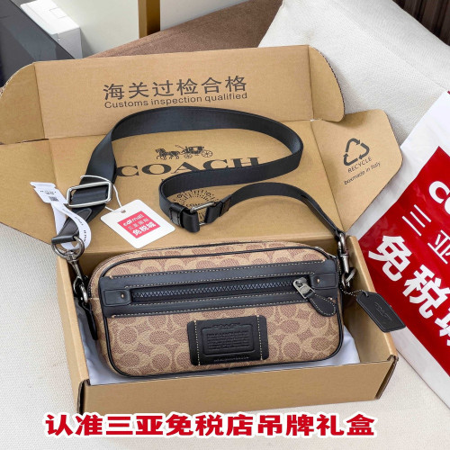 코치 클래식 로고 포인트 데일리 백