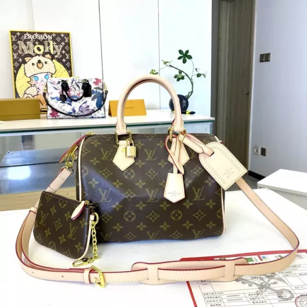 루이비통 모노그램 레더 스트랩 핸드백