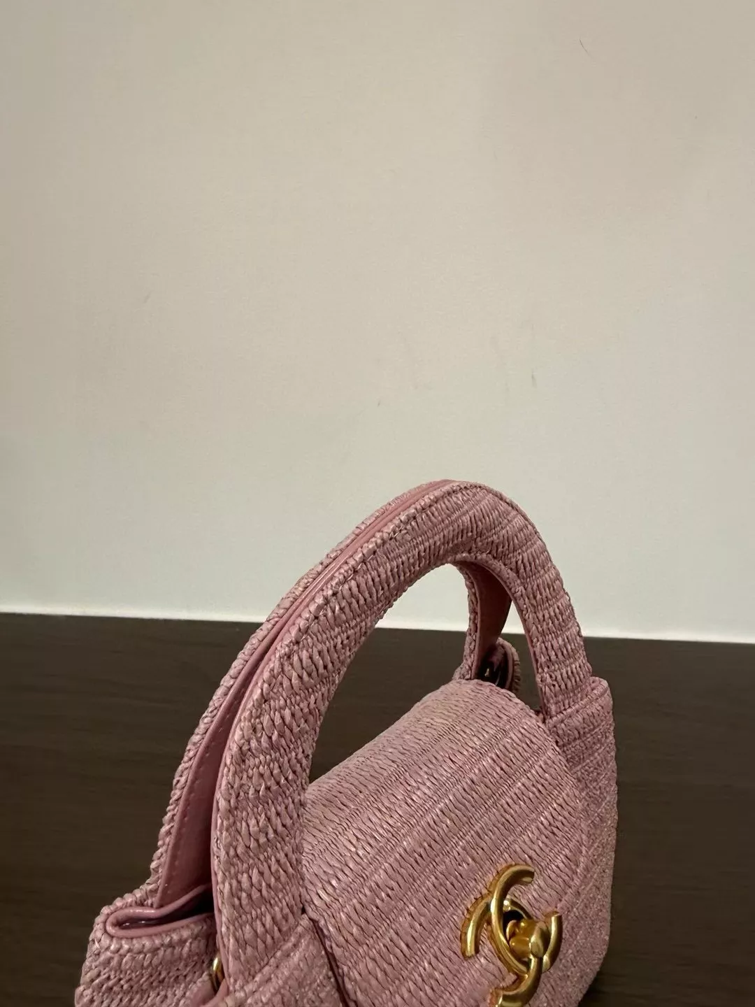 샤넬 체인 포인트 핸드백 상세 이미지 5
