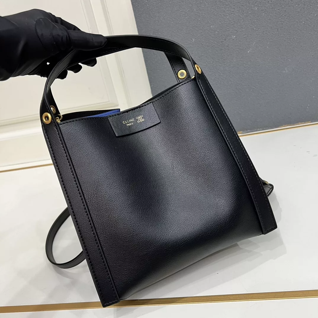 셀린느 큐보 스퀘어 핸드백 상세 이미지 6