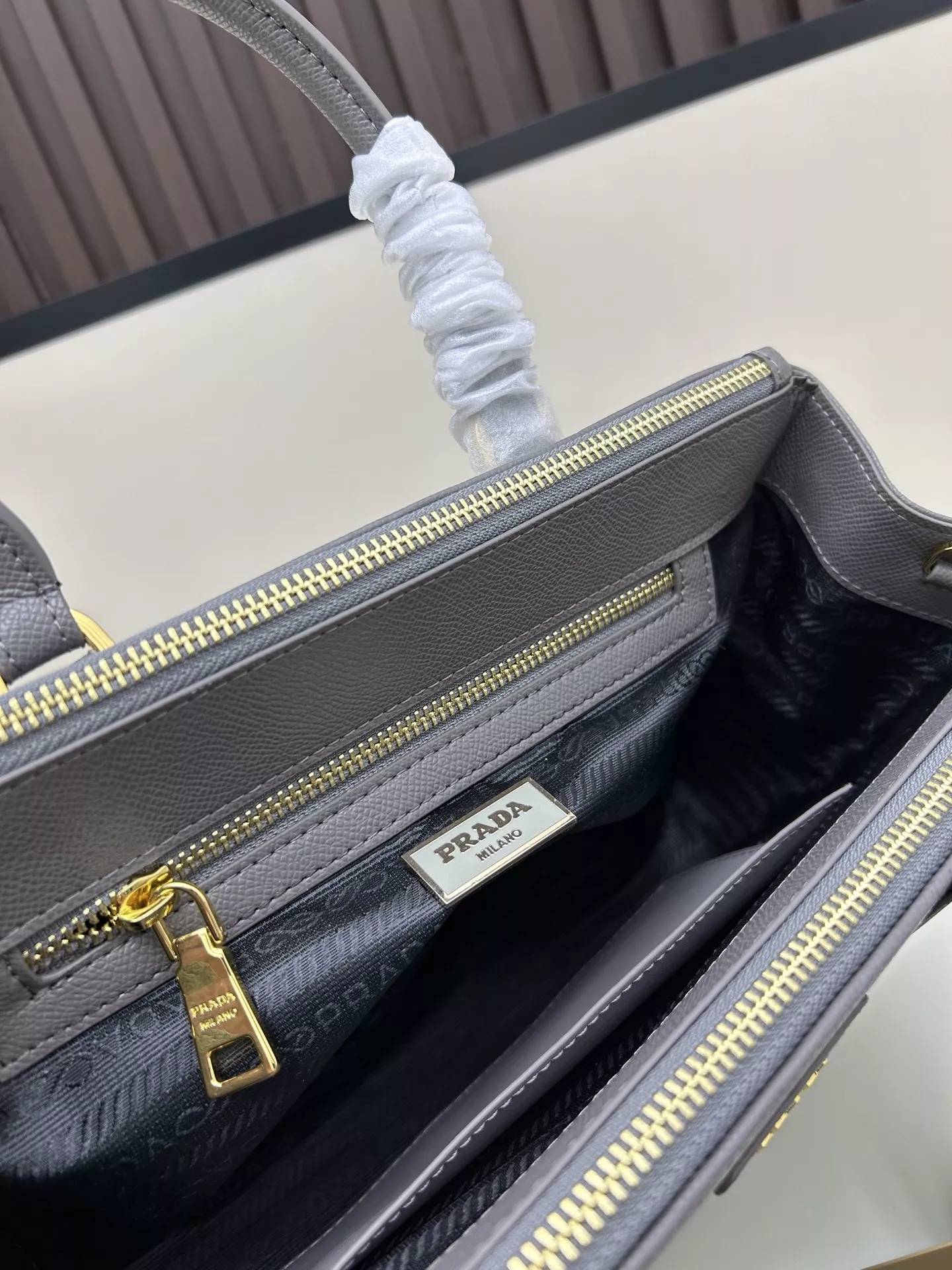 프라다 사피아노 가죽 갈레리아 핸드백 상세 이미지 8