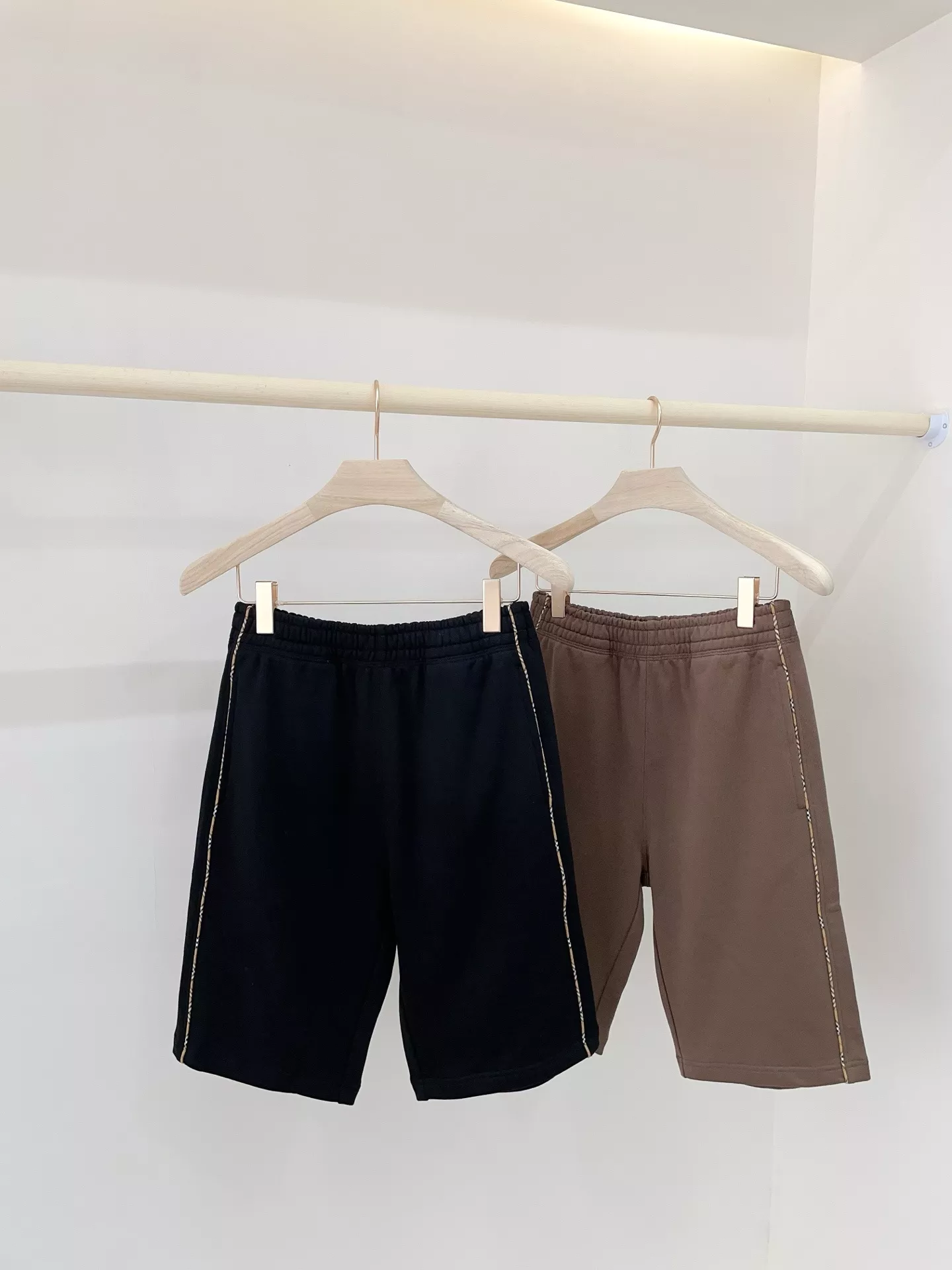 버버리 체크 포인트 코튼 반바지 상세 이미지 2