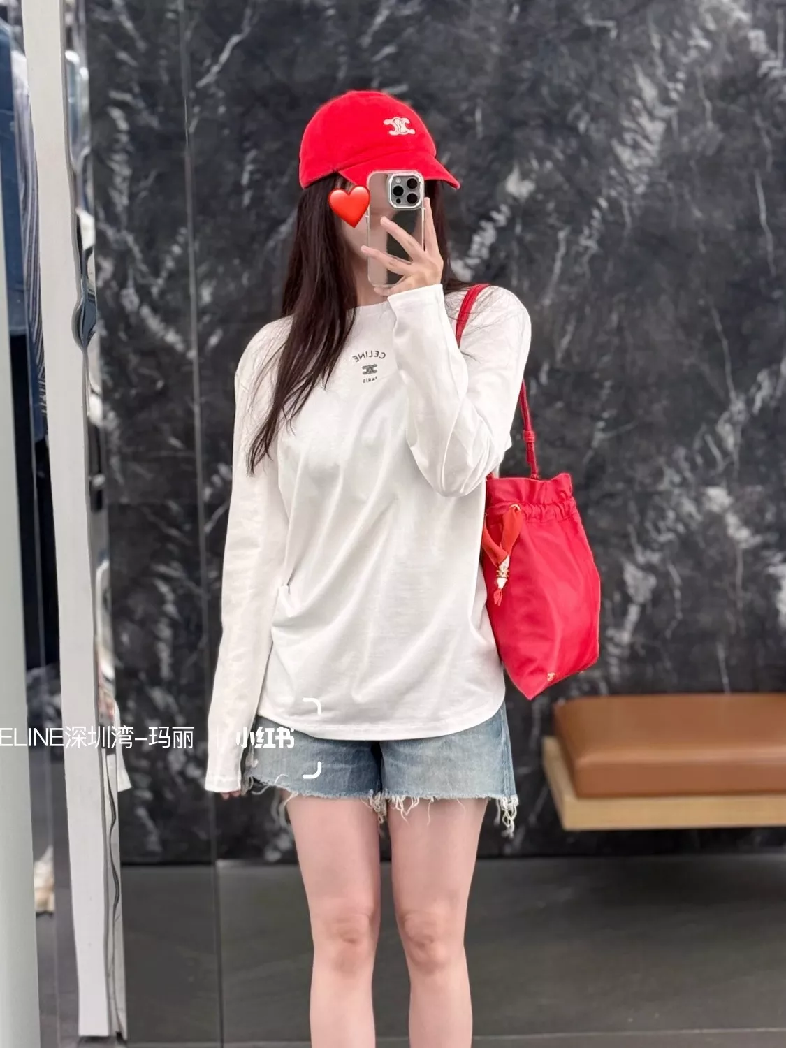 셀린느 미니 자수 로고 루즈핏 롱슬리브 상세 이미지 26