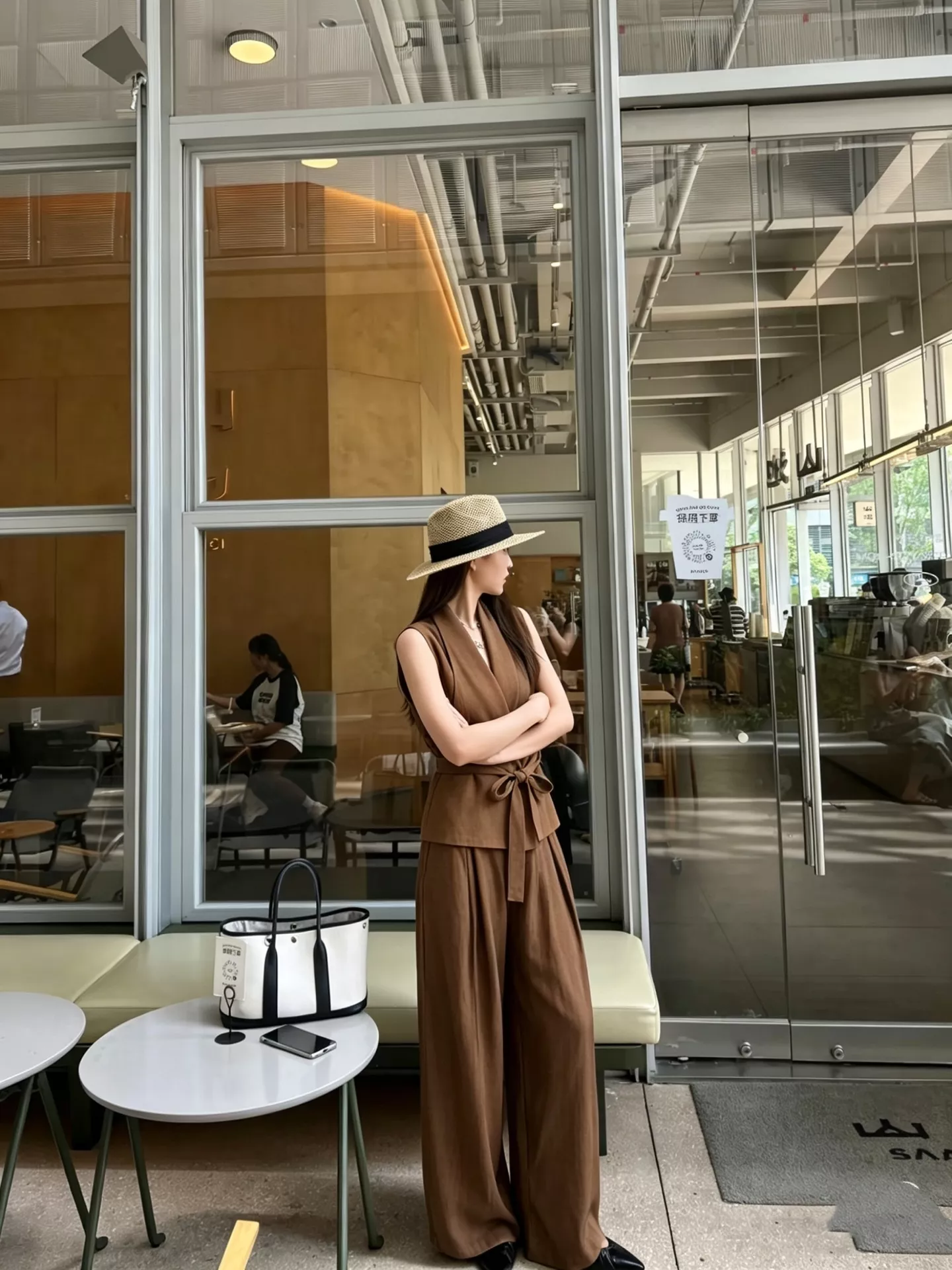 브루넬로쿠치넬리 우아한 무드의 조끼 팬츠 셋업 상세 이미지 15
