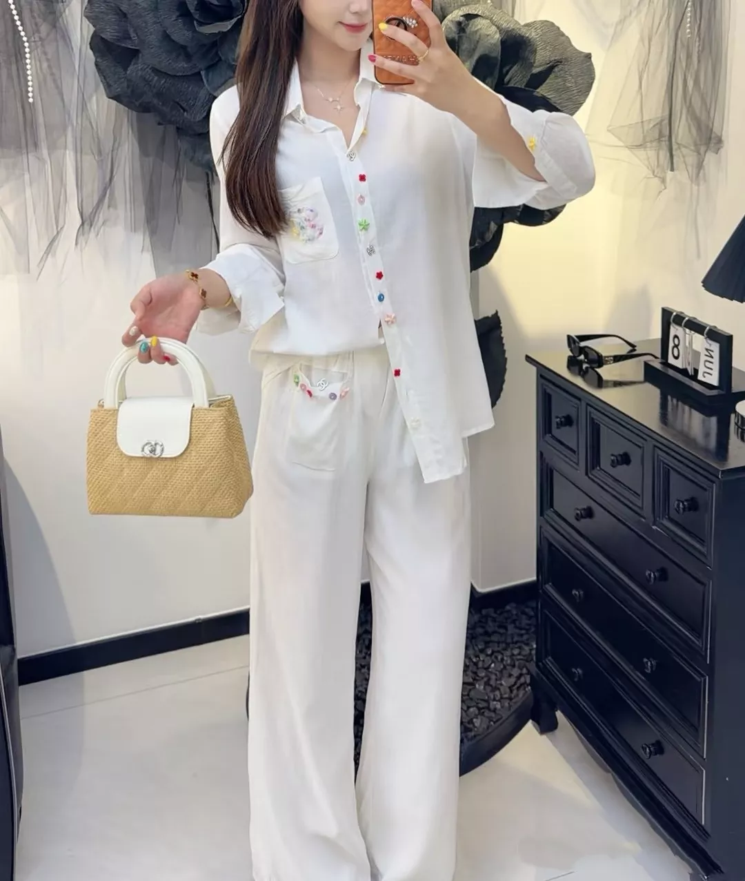 샤넬 레인보우 컬러 버튼 포인트 와이드 팬츠 상세 이미지 9