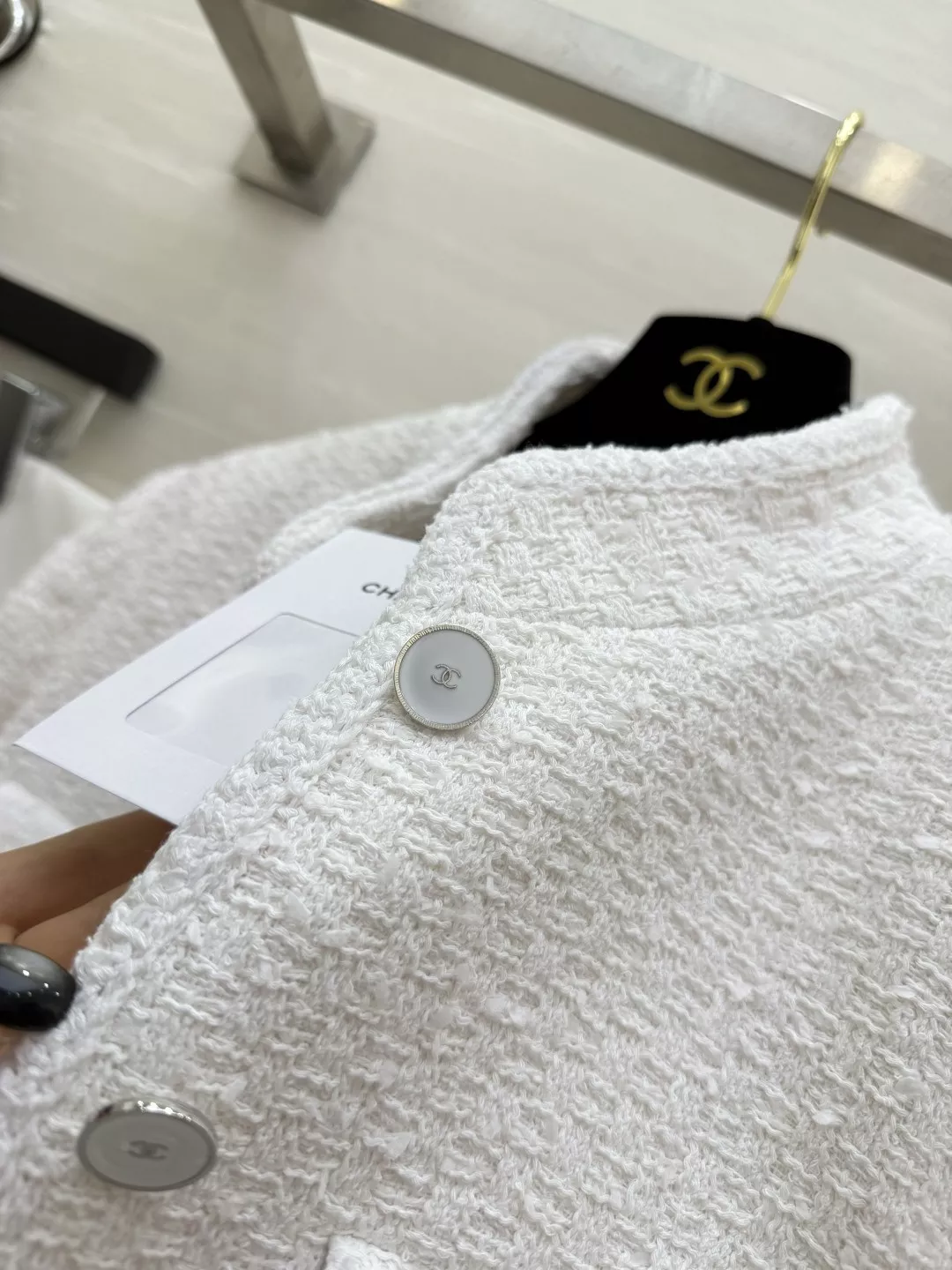 샤넬 브레이드 장식 하이넥 트위드 아우터 상세 이미지 8
