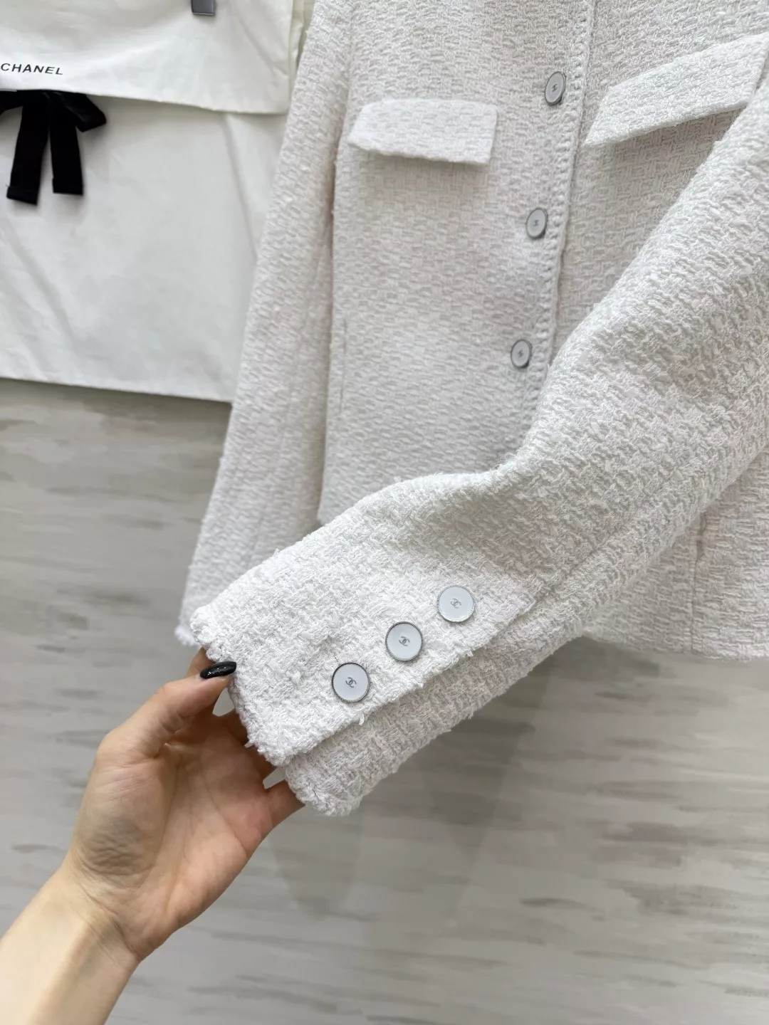 샤넬 브레이드 장식 하이넥 트위드 아우터 상세 이미지 5