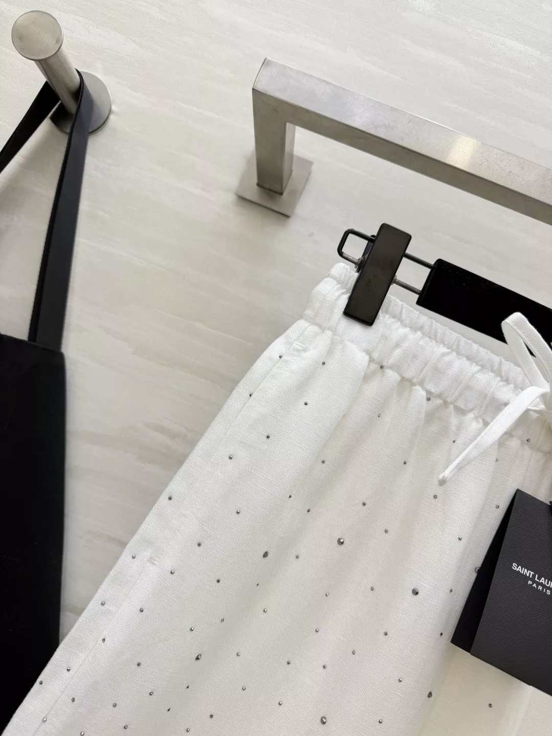 입생로랑 화이트 풀온 와이드 팬츠 상세 이미지 5