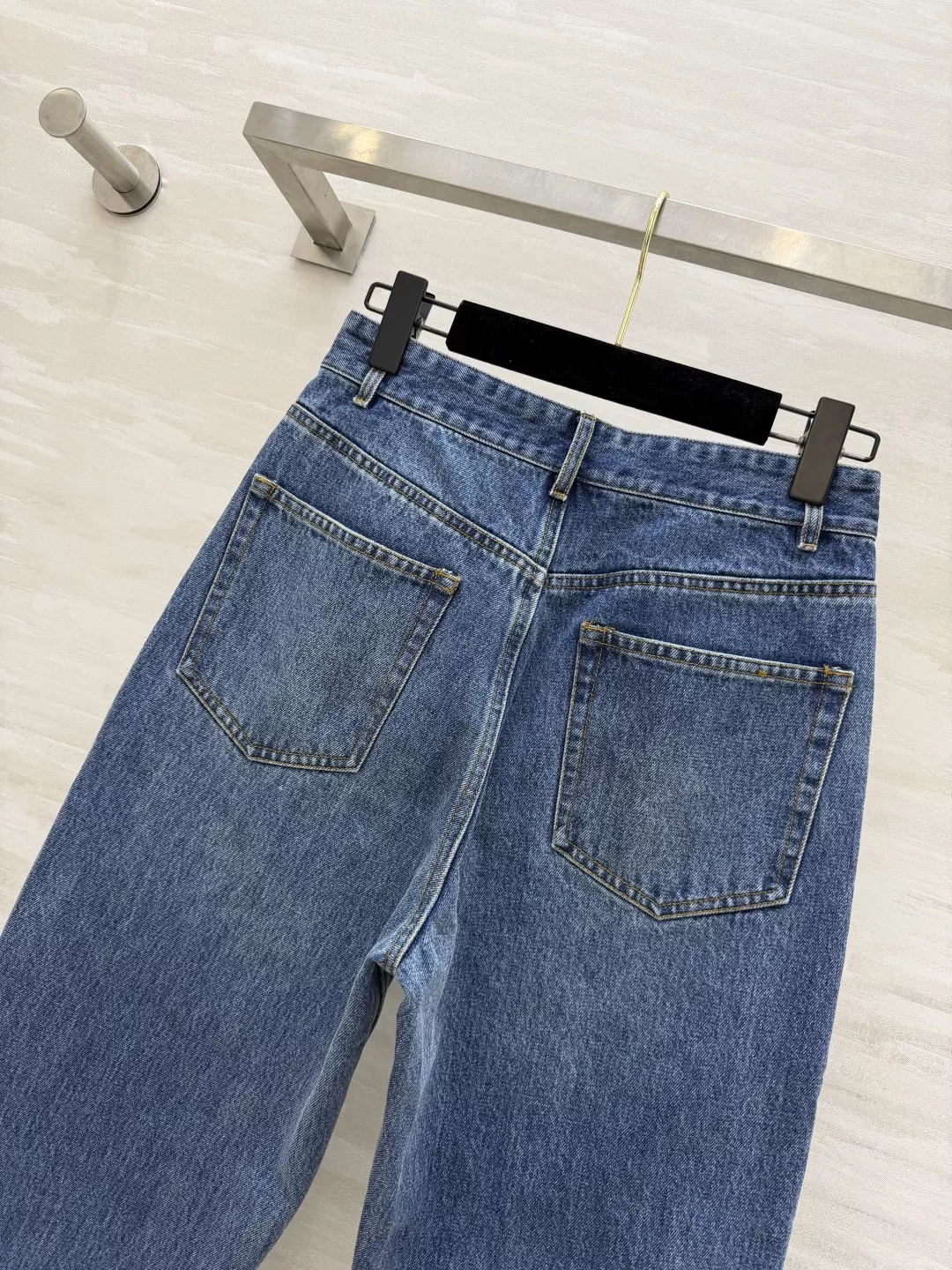 에디션 빈티지 워싱 크롭 진 상세 이미지 4