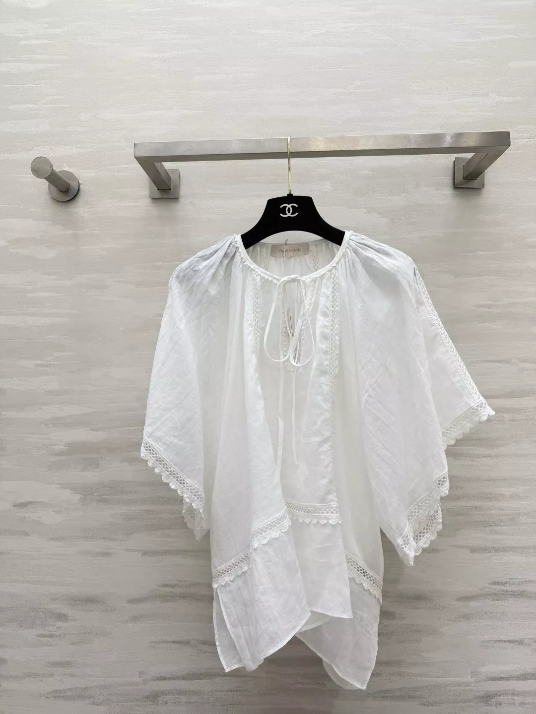 짐머만 내추럴 라미 펀칭 커버 블라우스 상세 이미지 1