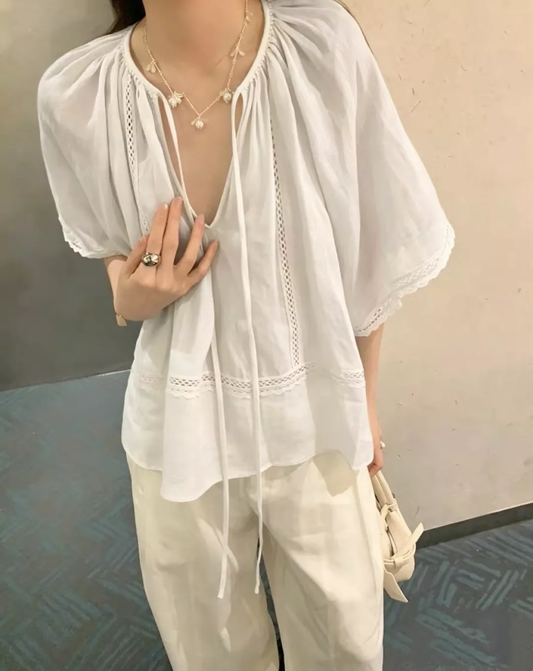 짐머만 내추럴 라미 펀칭 커버 블라우스 상세 이미지 12