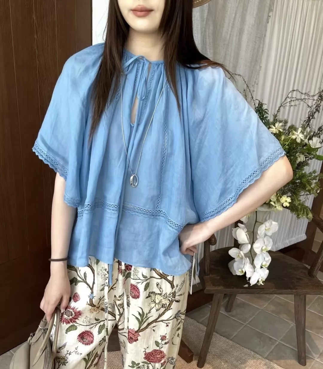 짐머만 내추럴 라미 펀칭 케이프 블라우스 상세 이미지 13