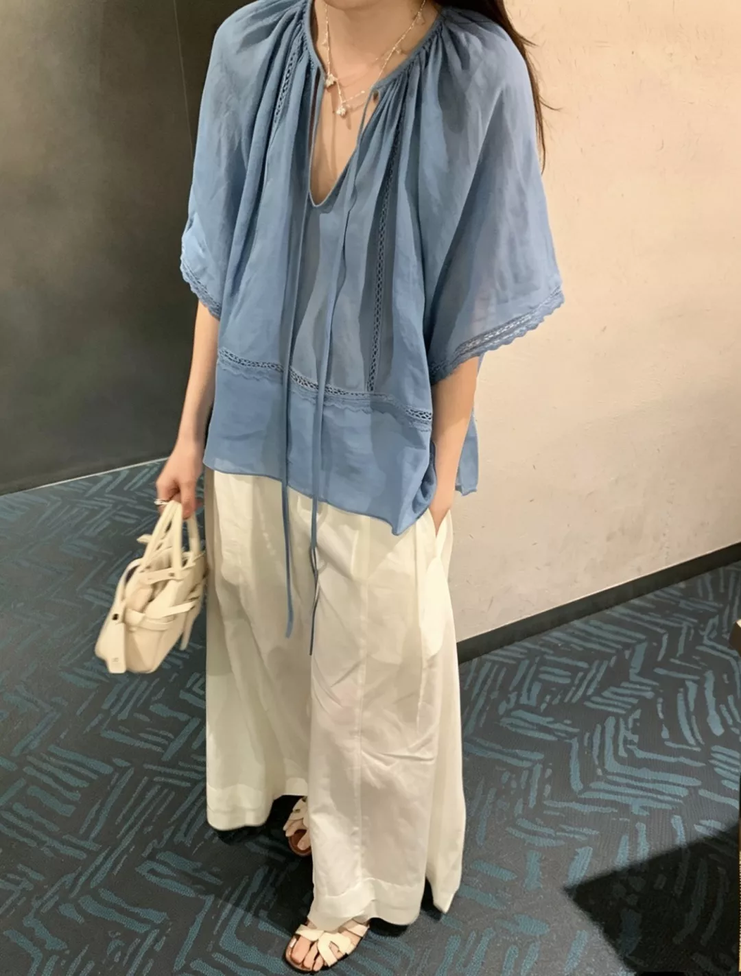 짐머만 내추럴 라미 펀칭 케이프 블라우스 상세 이미지 18