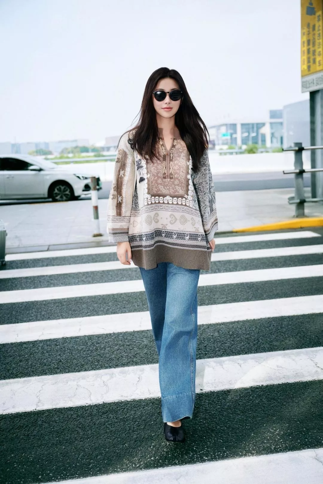 발렌티노 워싱 블루 롤업 와이드 데님 팬츠 상세 이미지 16