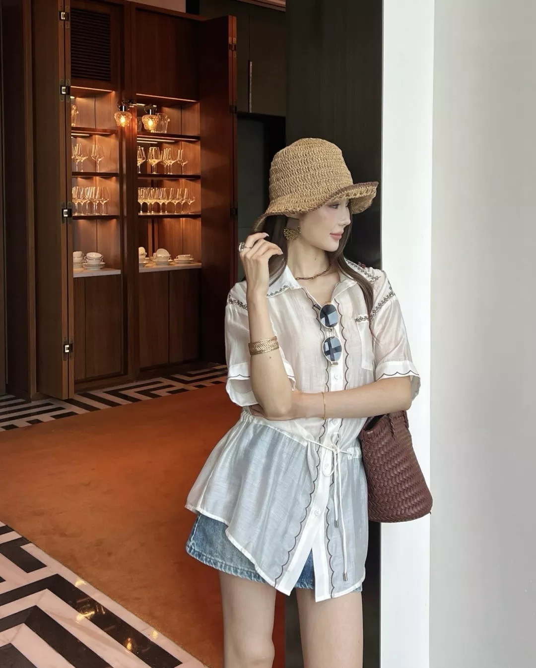 로로피아나 자수 포인트 허리 스트링 반팔 셔츠 상세 이미지 18