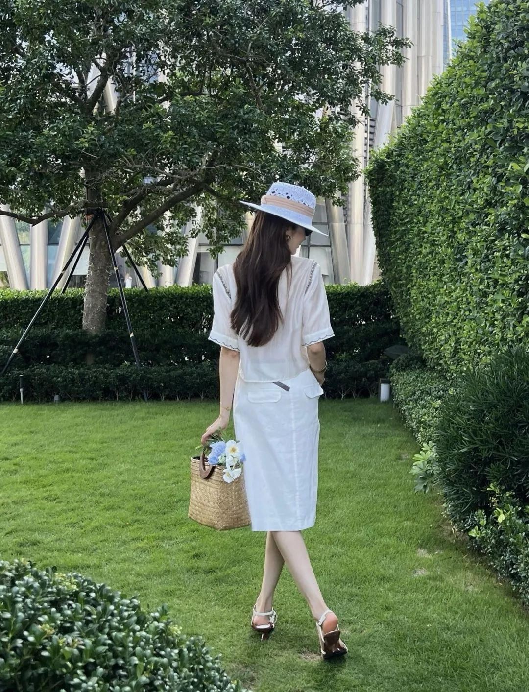 로로피아나 자수 포인트 허리 라인 혼방 셔츠 상세 이미지 18