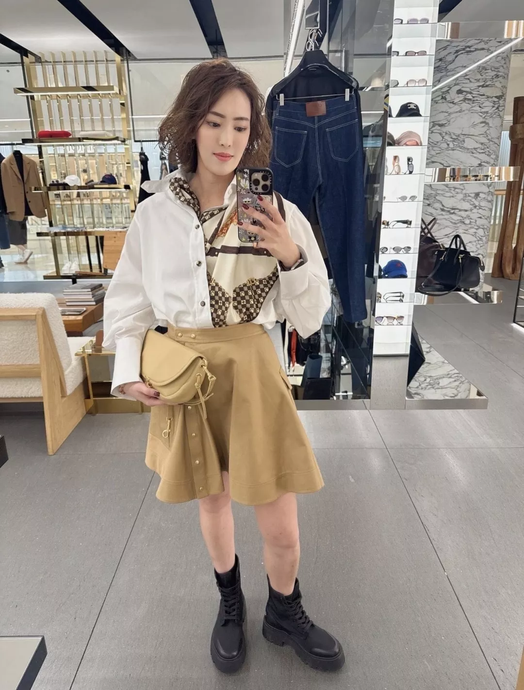 셀린느 금장 버튼 포인트 A라인 스커트 상세 이미지 8