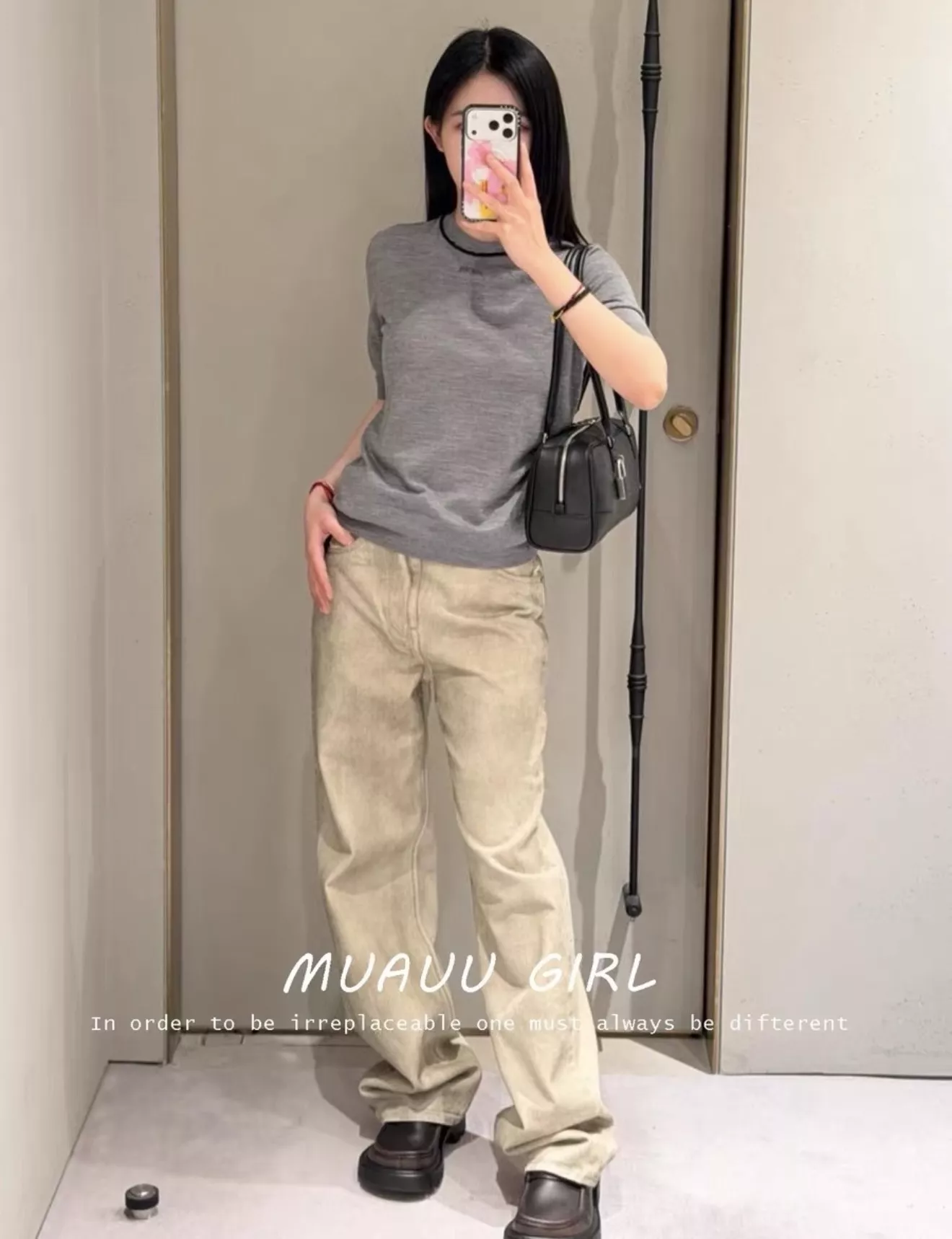 로에베 자수 포인트 워싱 와이드 진 상세 이미지 1