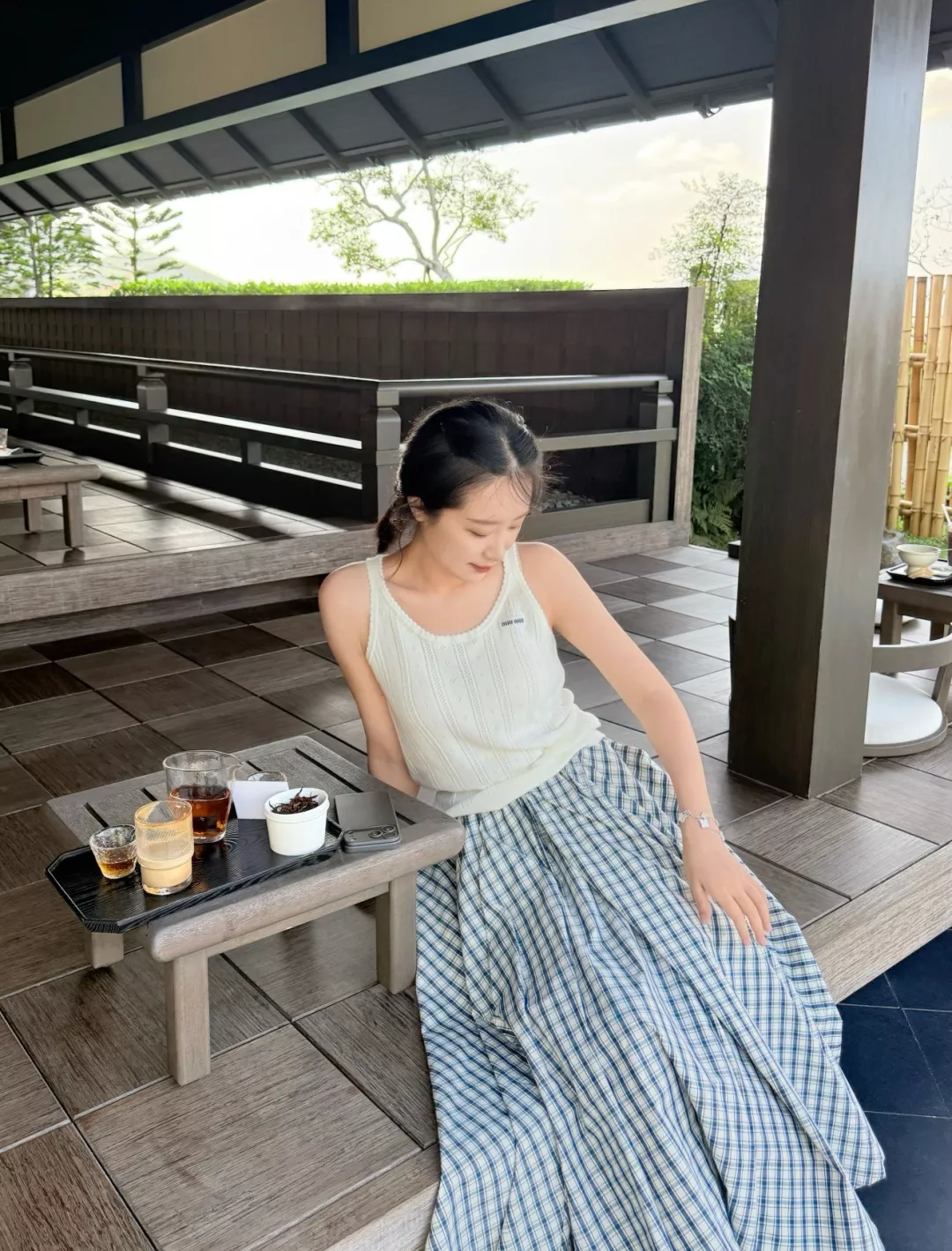 프라다 로고 벨트 장식 체크 플레어 스커트 상세 이미지 7
