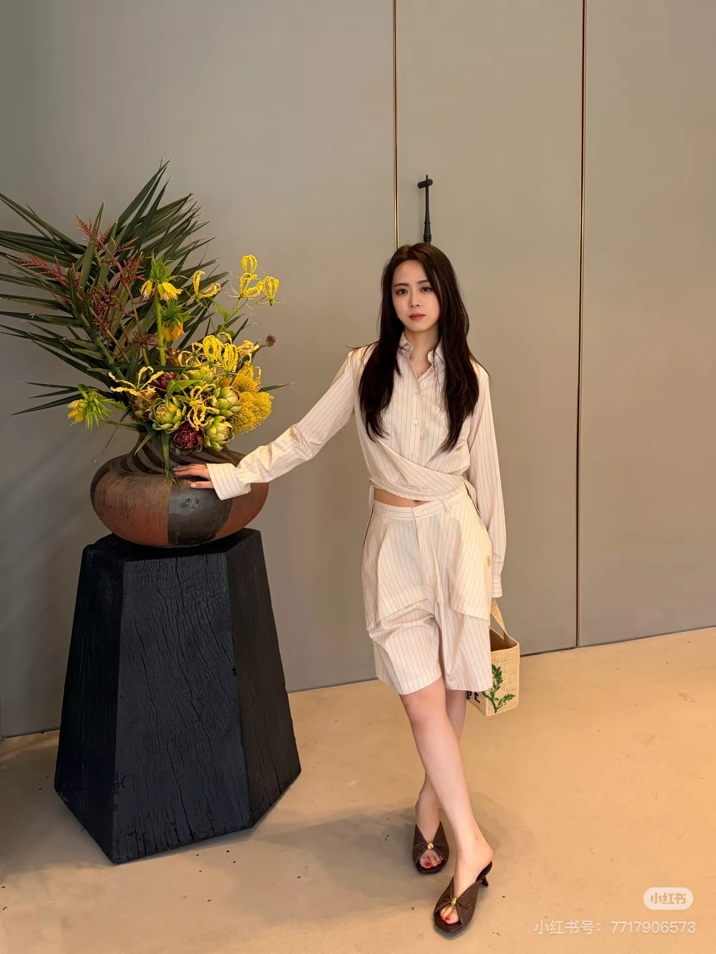 로에베 해체 디테일 코튼 와이드 팬츠 상세 이미지 5