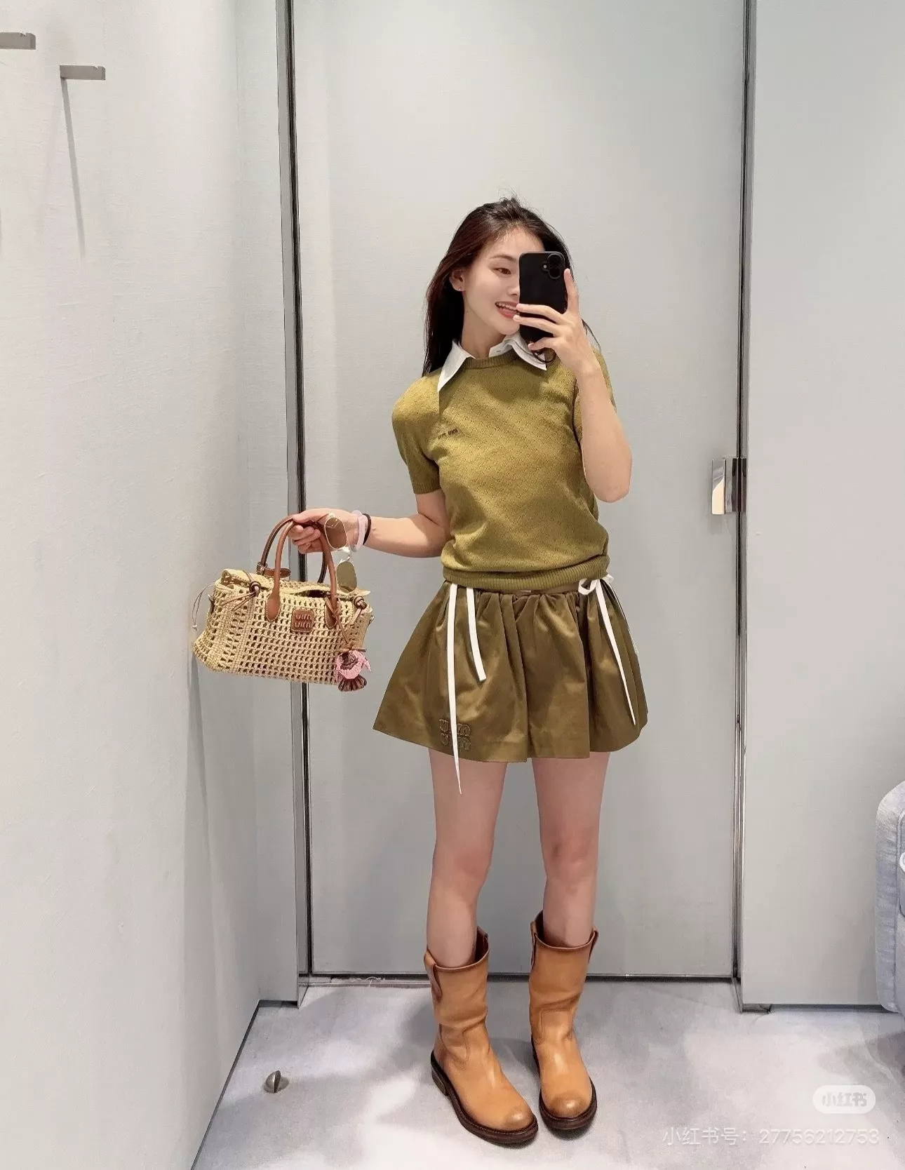 미우미우 펀칭 디테일 카라 니트 탑 상세 이미지 6