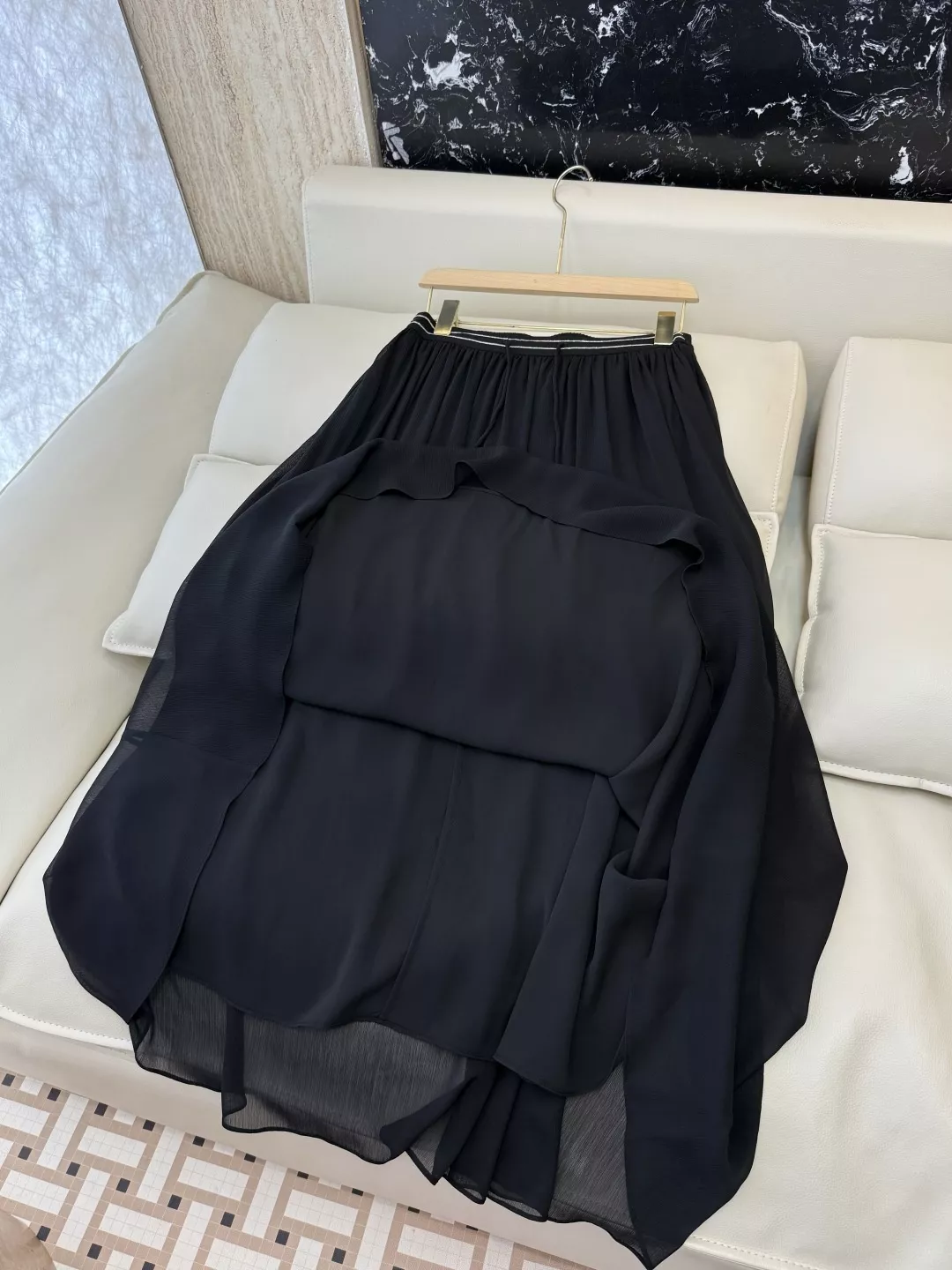 브루넬로쿠치넬리 체인 장식 플리츠 스커트 상세 이미지 7