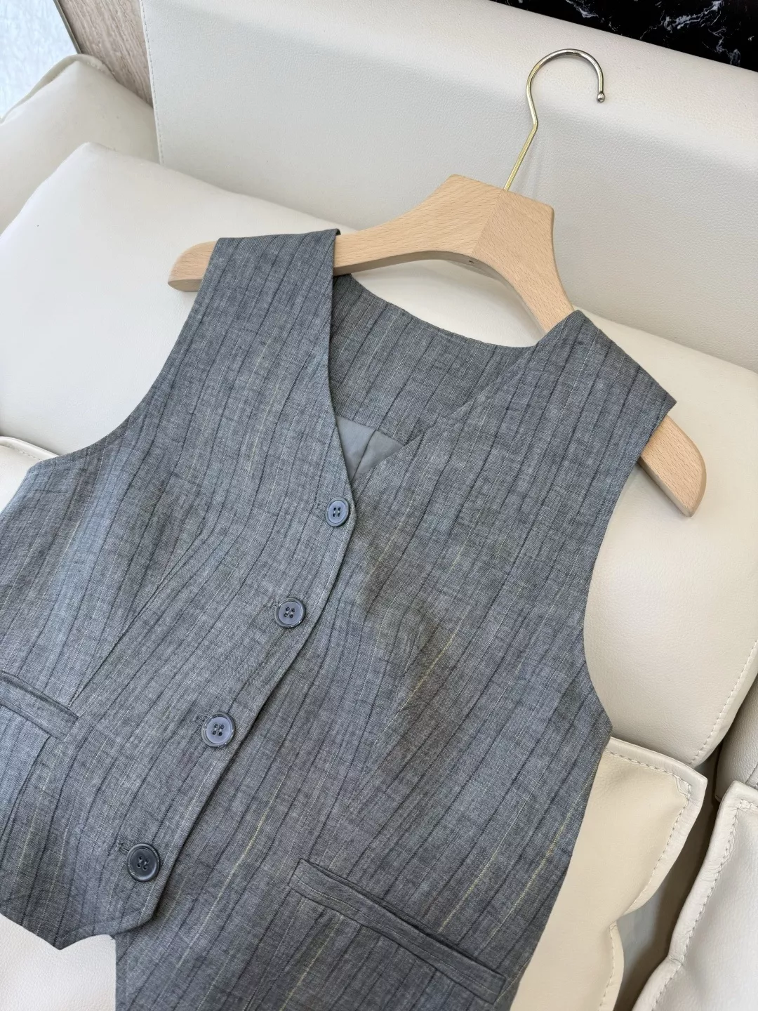브루넬로쿠치넬리 스트라이프 린넨 베스트 팬츠 셋업 상세 이미지 7