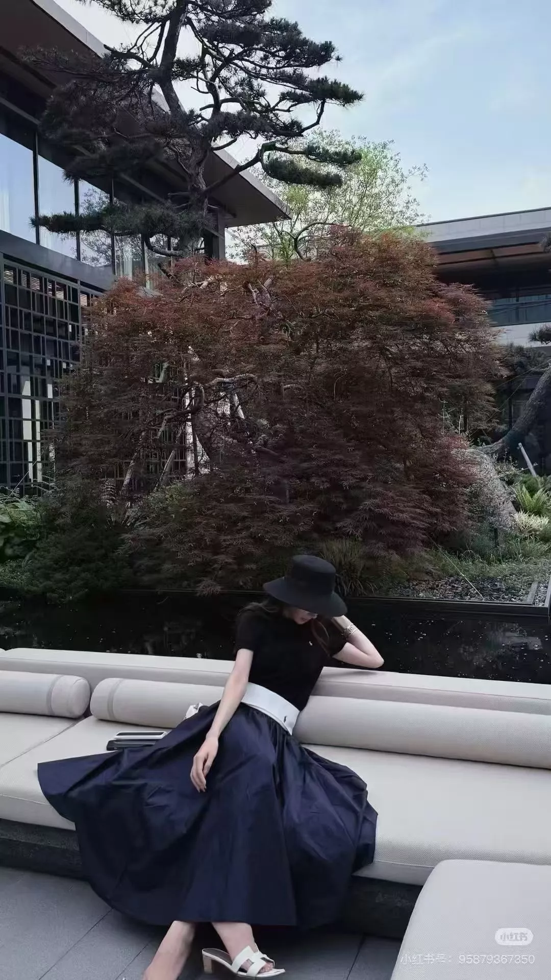 랄프로렌 자수 포인트 코튼 플레어 스커트 상세 이미지 46