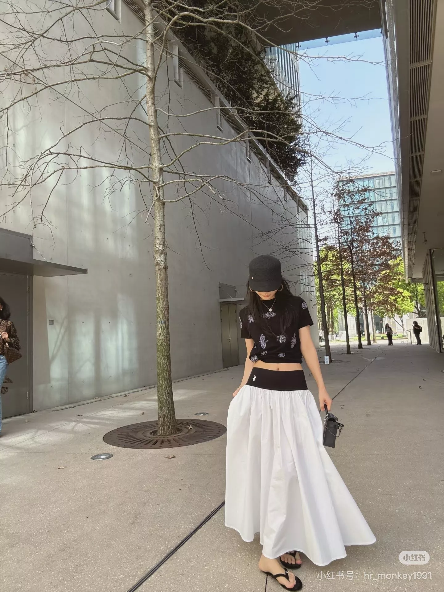 랄프로렌 자수 포인트 코튼 플레어 스커트 상세 이미지 36