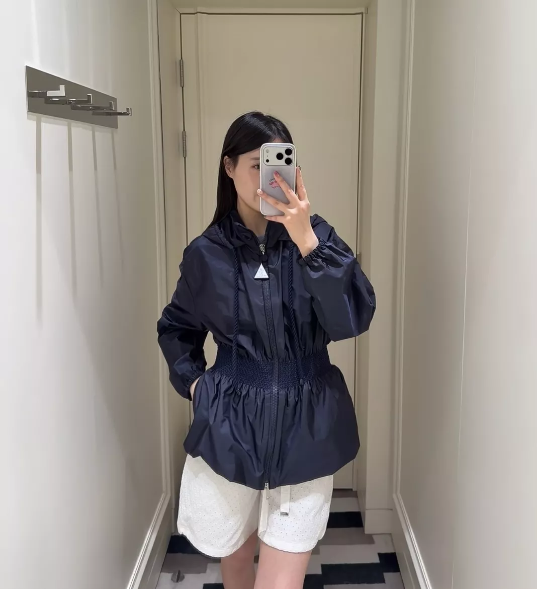 몽클레어 나일론 후드 윈드브레이커 아우터 상세 이미지 23