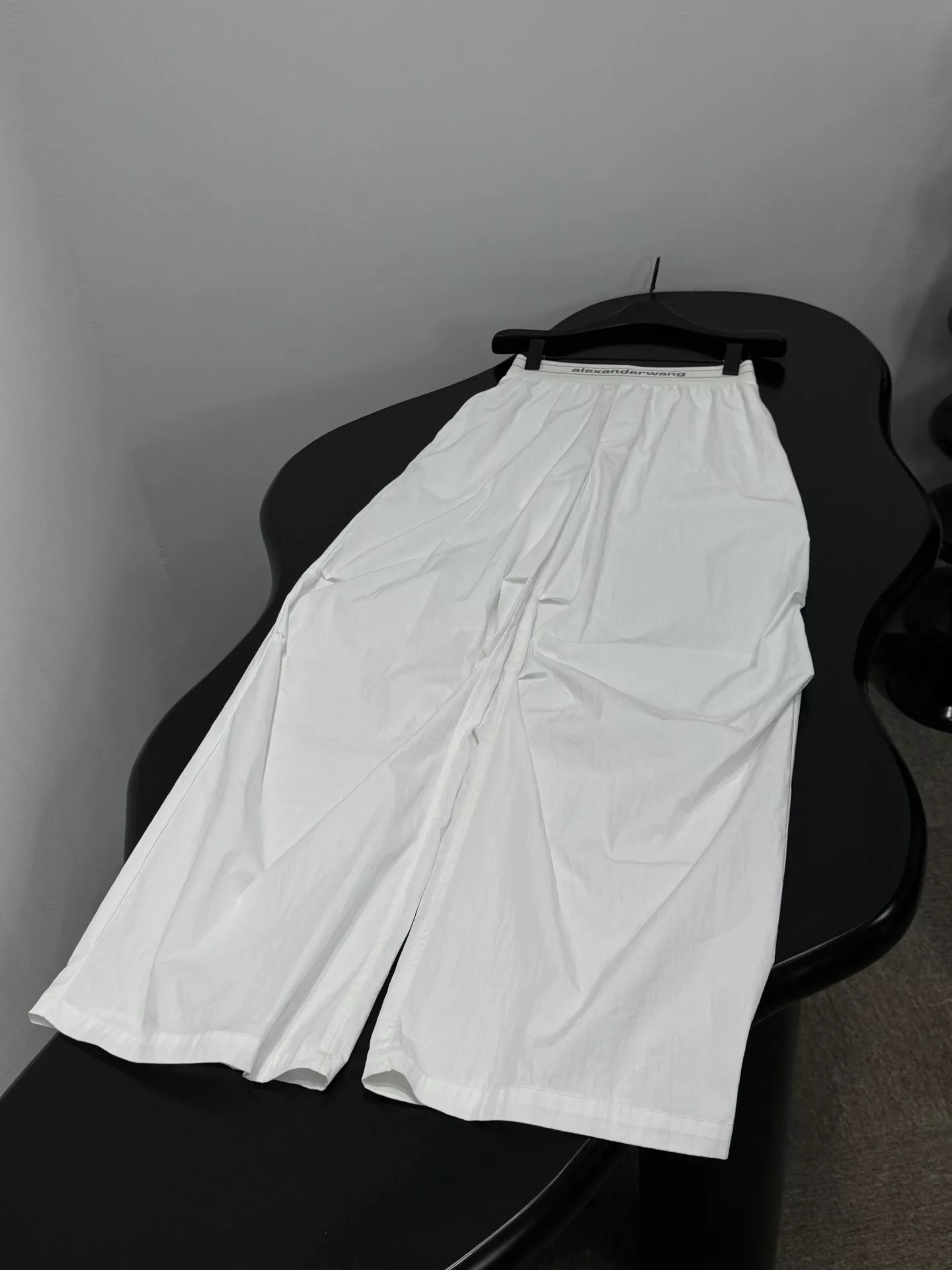 알렉산더왕 로고 포인트 와이드 팬츠 상세 이미지 4