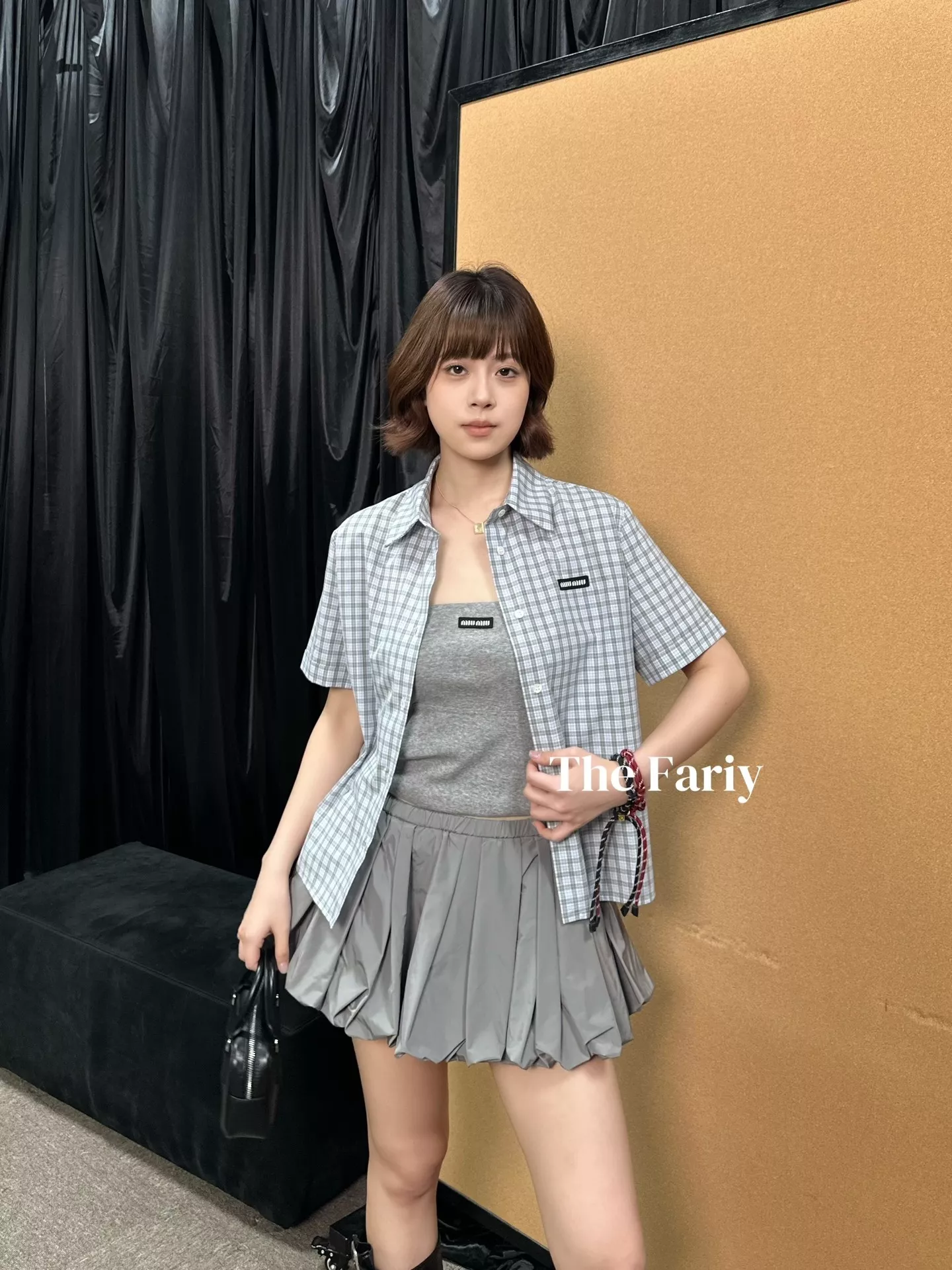 미우미우 블루 체크 크롭 카라 셔츠 상세 이미지 13