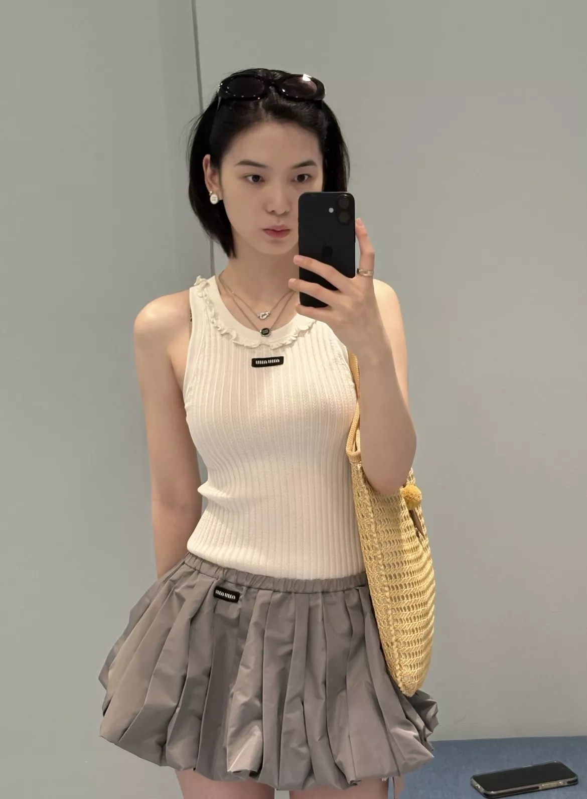 미우미우 테크 패브릭 플리츠 스커트 상세 이미지 25
