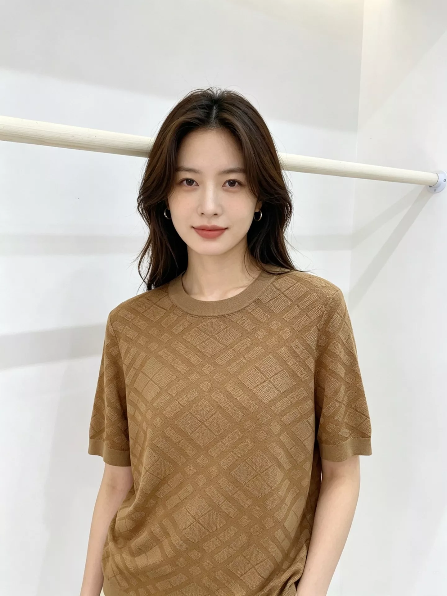 버버리 여성 라운드넥 자카드 반팔 상의 상세 이미지 34