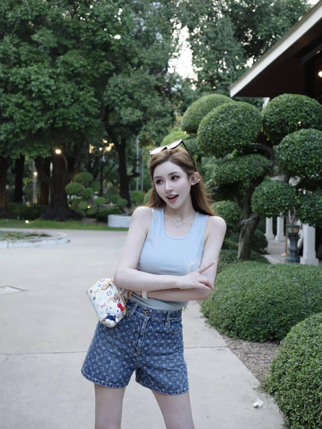 루이비통 모노그램 워싱 데님 쇼츠 상세 이미지 19