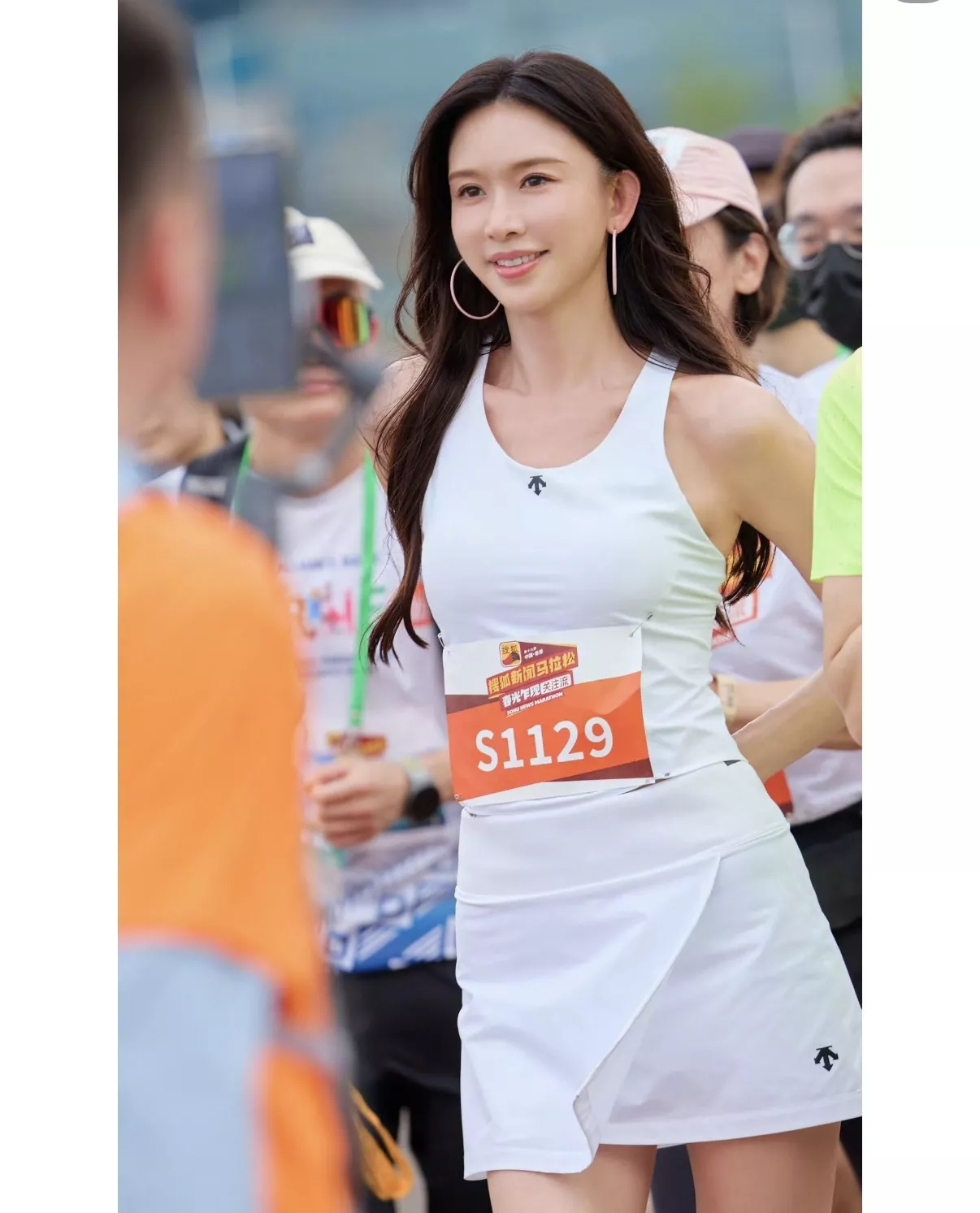 데상트 여성용 골프 트레이닝 언밸런스 스커트 상세 이미지 40